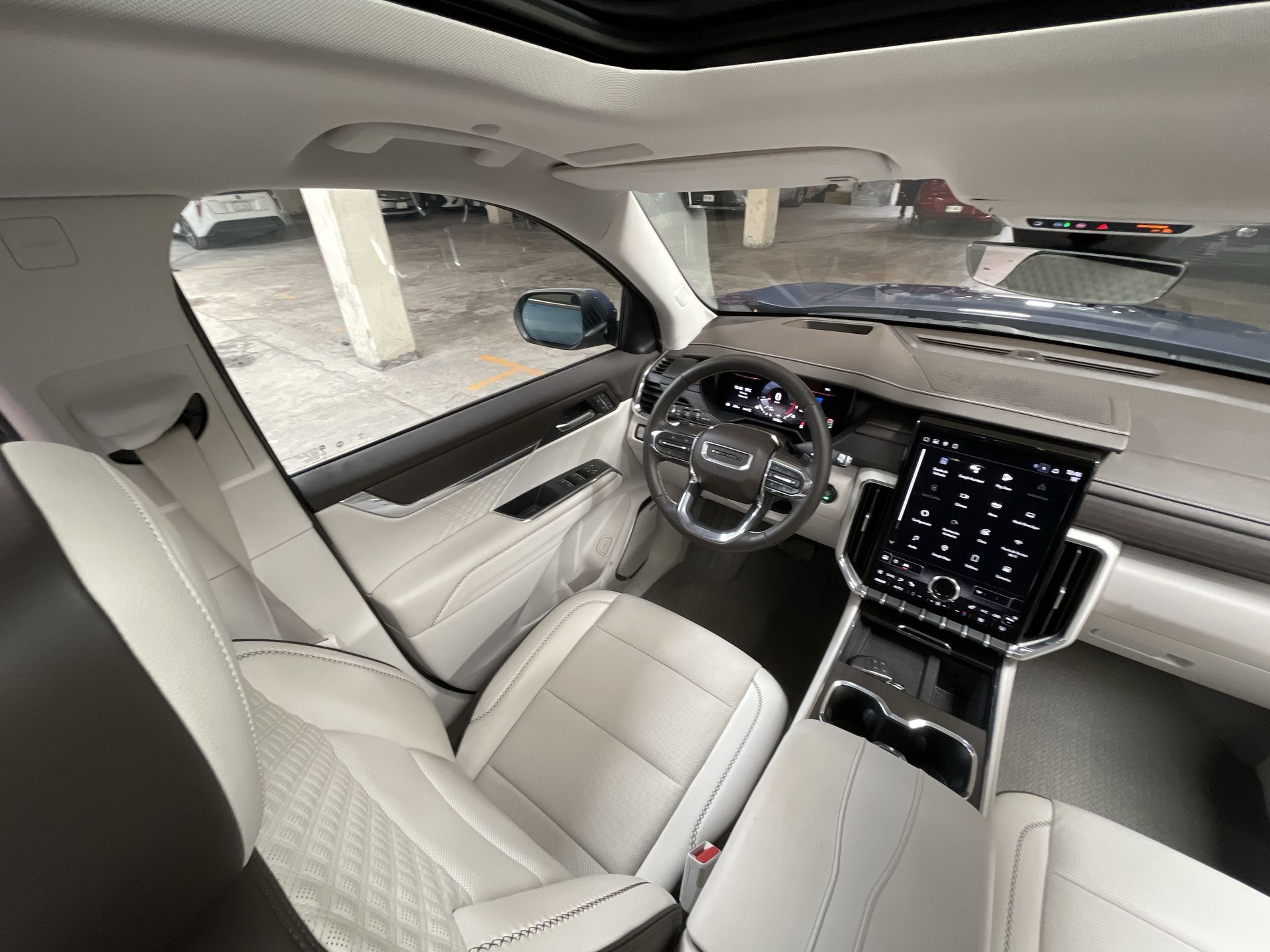 2024 GMC ACADIA DENALI G