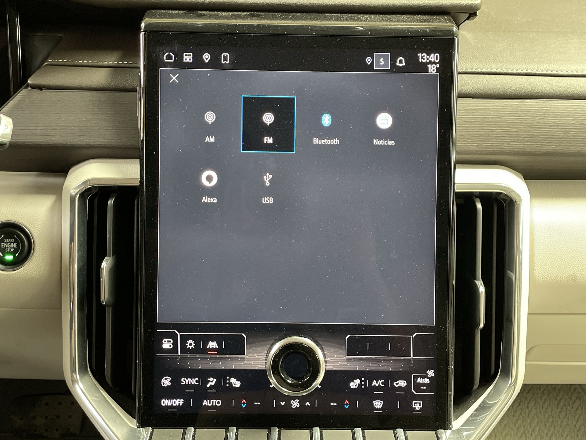 2024 GMC ACADIA DENALI G