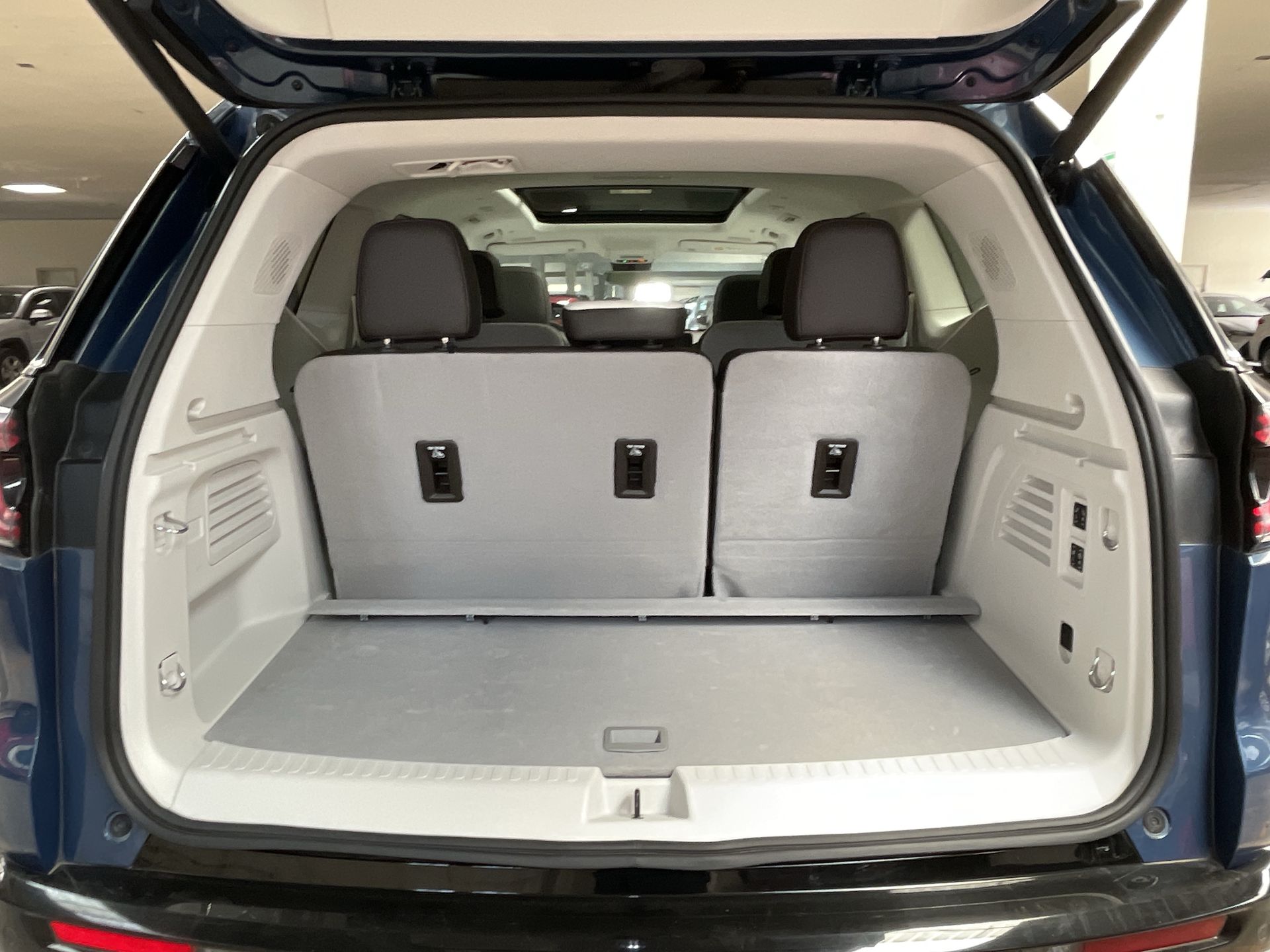 2024 GMC ACADIA DENALI G