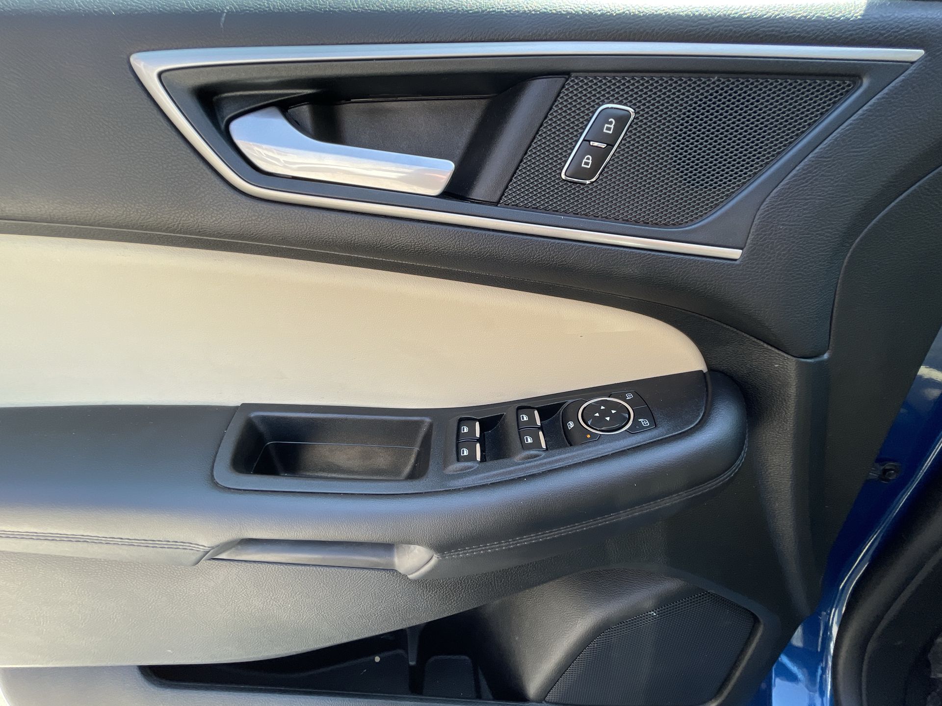 2024 Ford EDGE SEL PLUS AWD