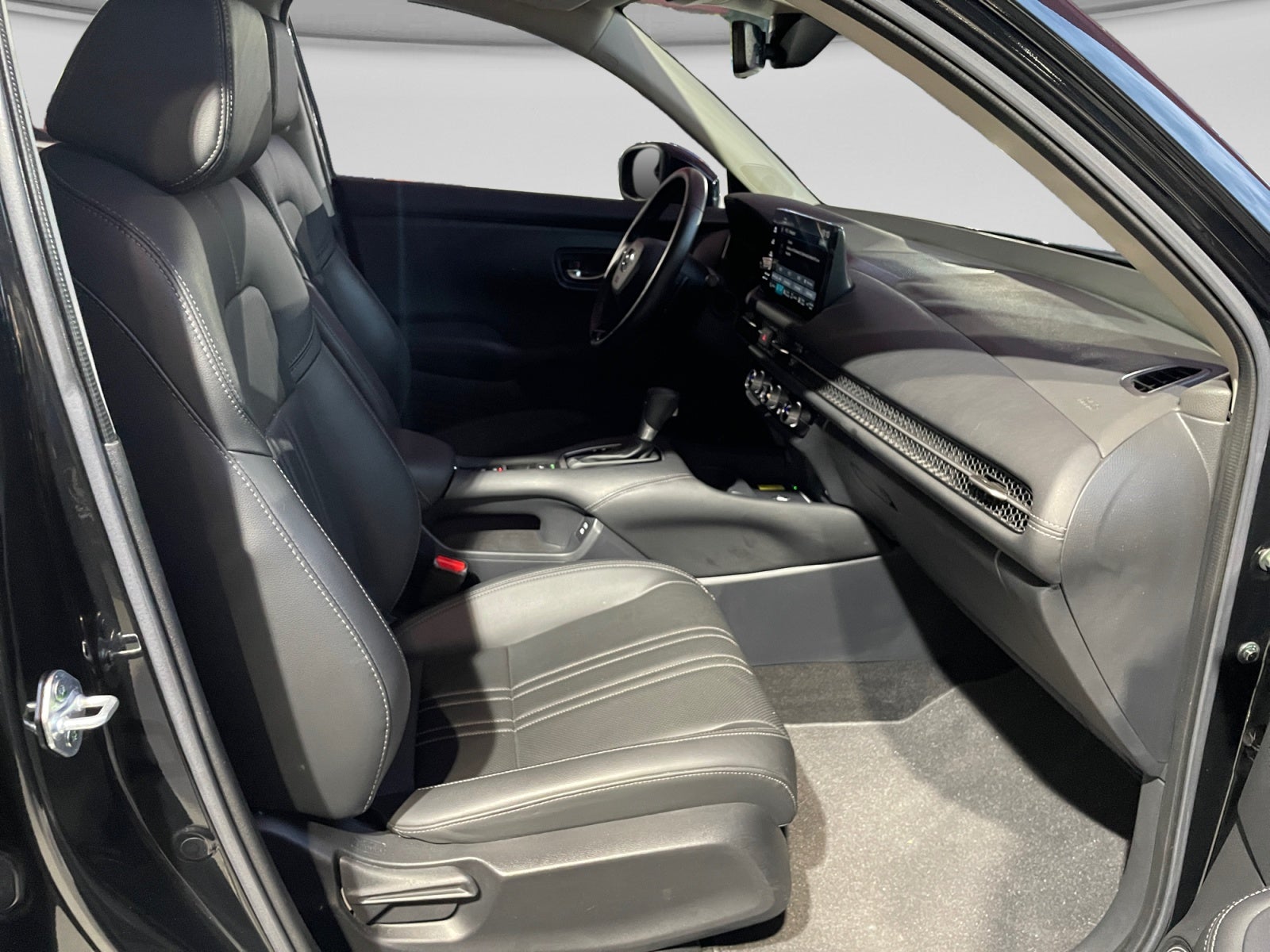 2025 Honda HR-V TOURING