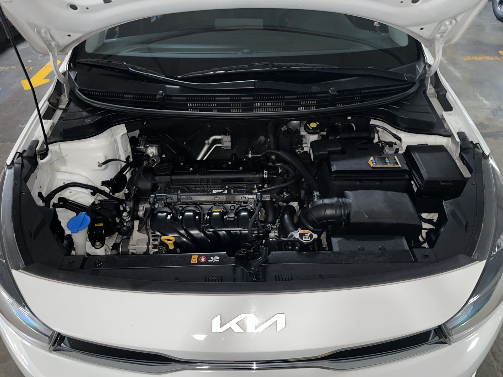 2023 Kia RIO LX TA
