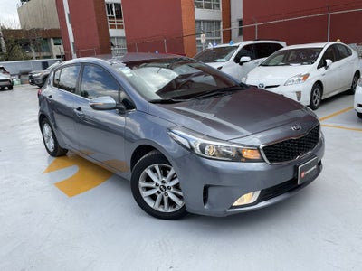 2018 Kia FORTE 2.0L EX T/A