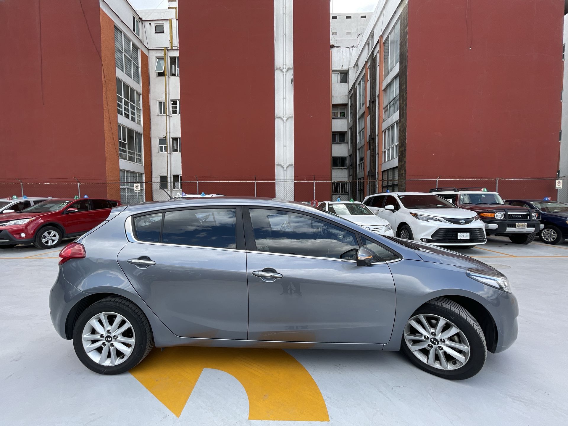 2018 Kia FORTE 2.0L EX T/A