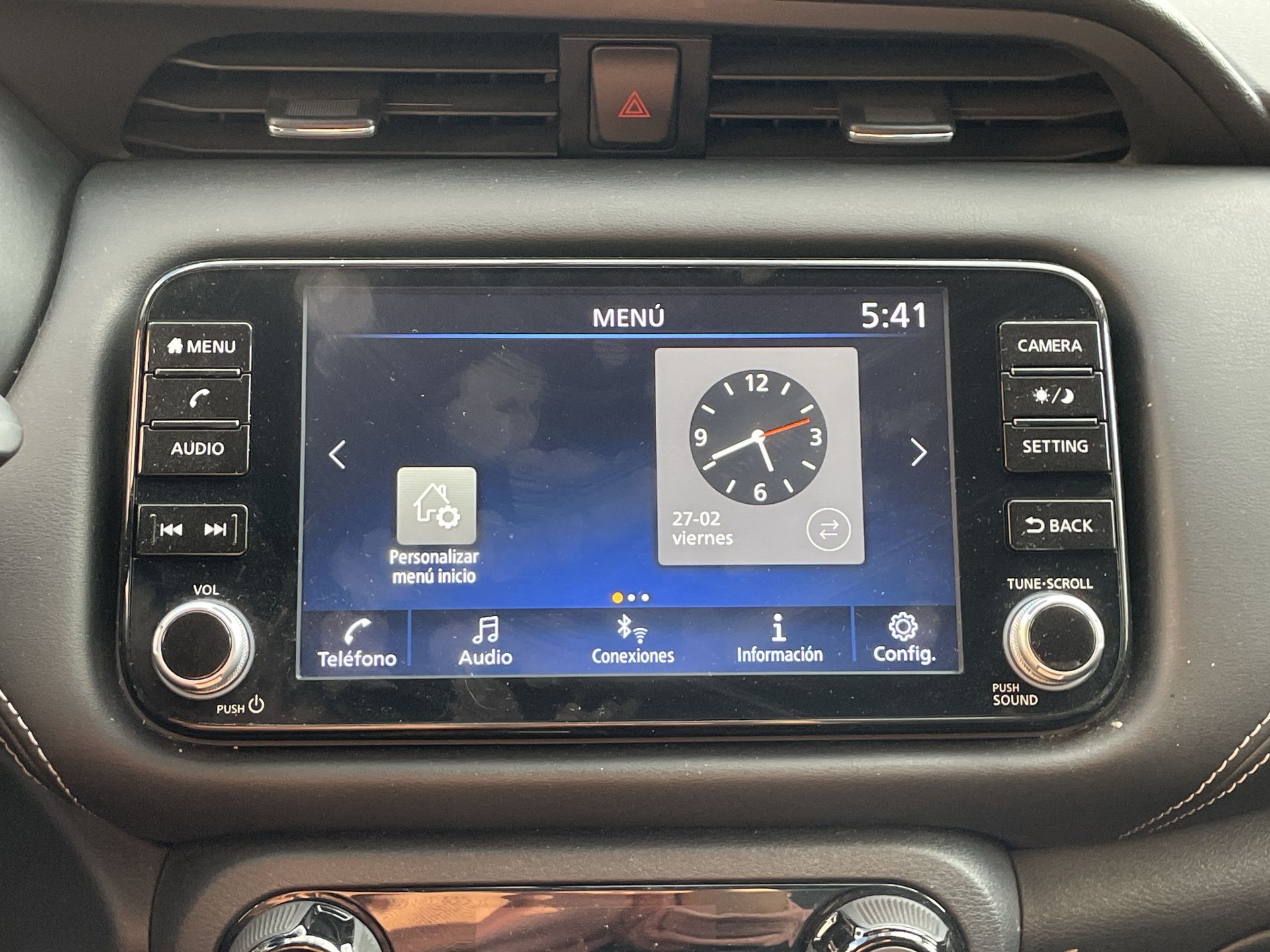 2023 Nissan KICKS EXCLUSIVE 1.6 LTS CVT 23