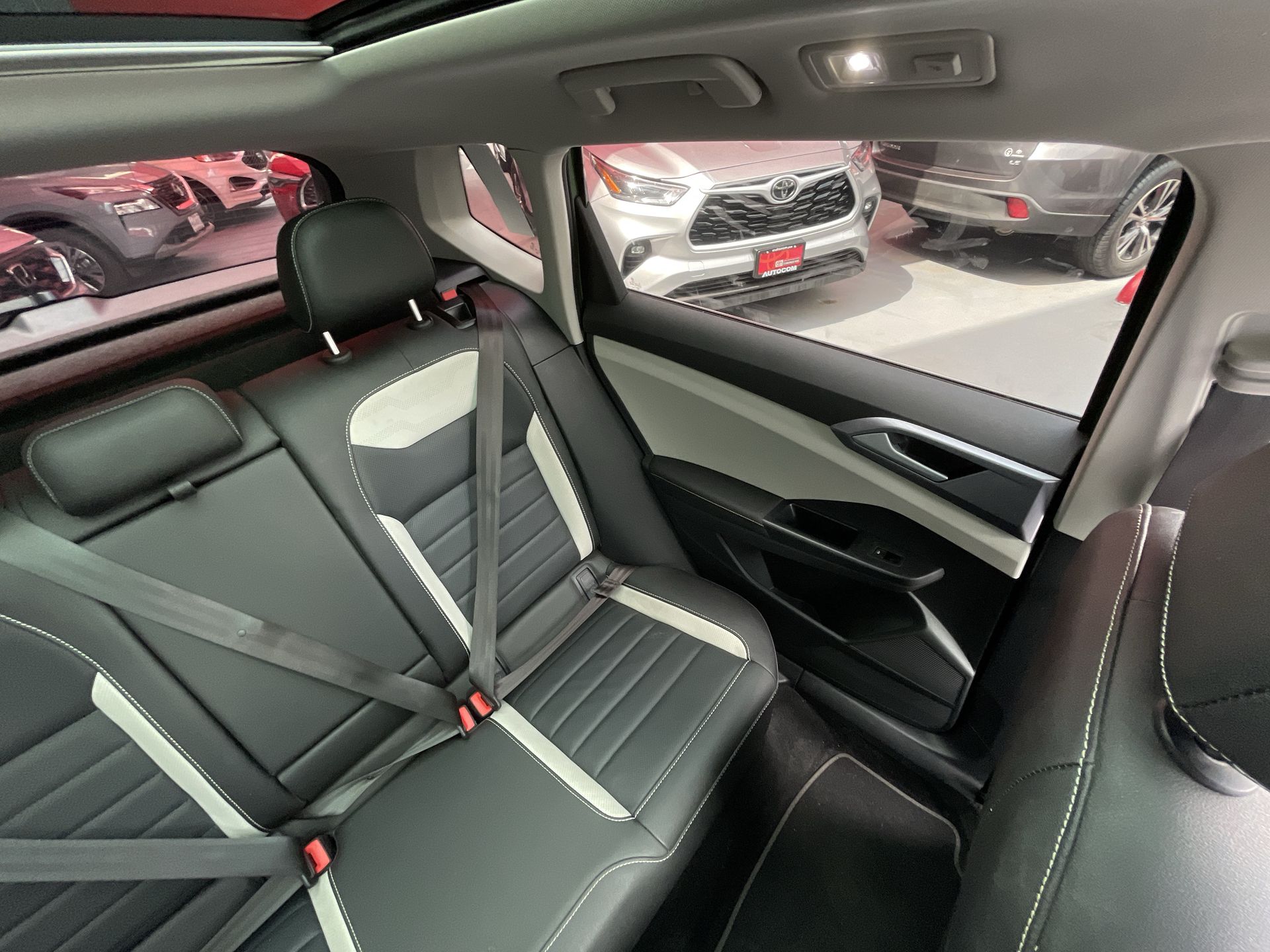 2025 Volkswagen TAOS HIGHLINE