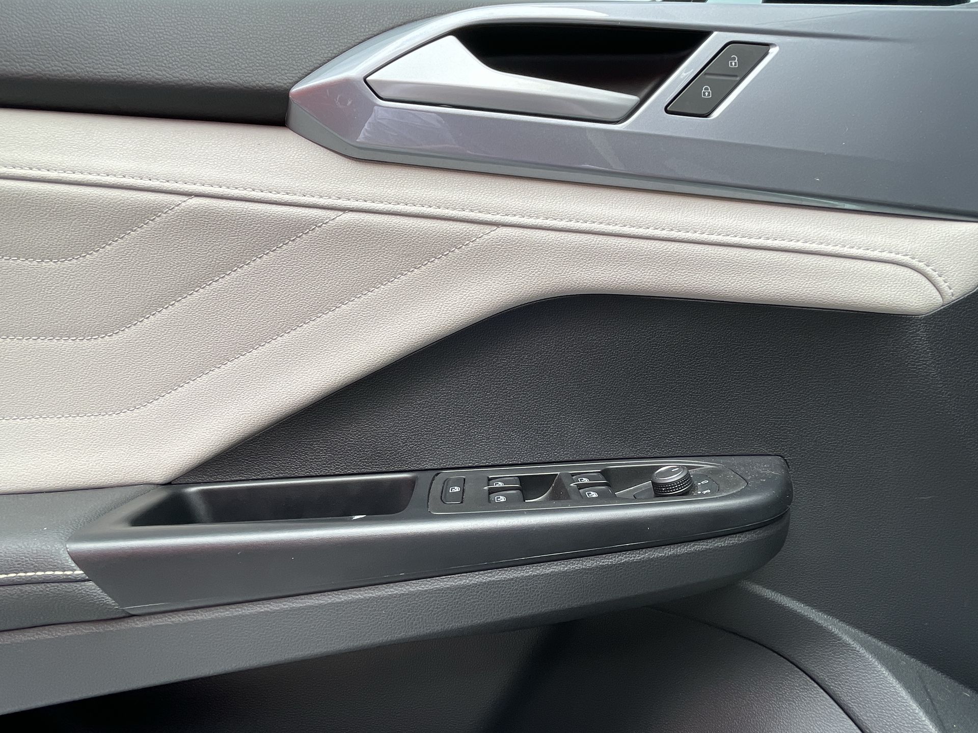 2025 Volkswagen TAOS HIGHLINE