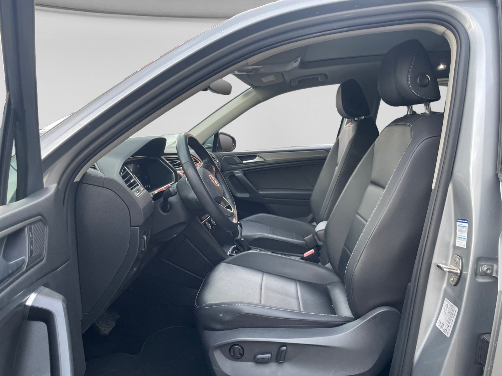 2023 Volkswagen TIGUAN COMFORTLINE 3ª