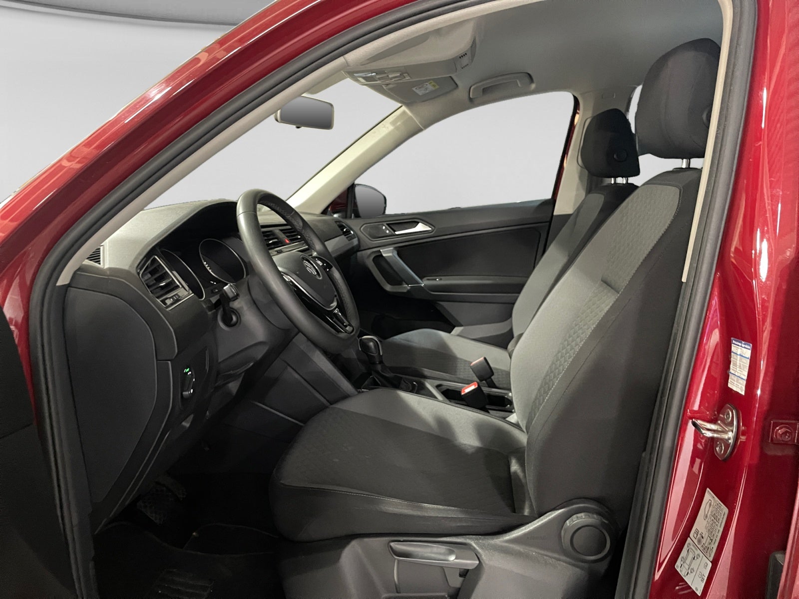 2020 Volkswagen TIGUAN TRENDLINE PLUS