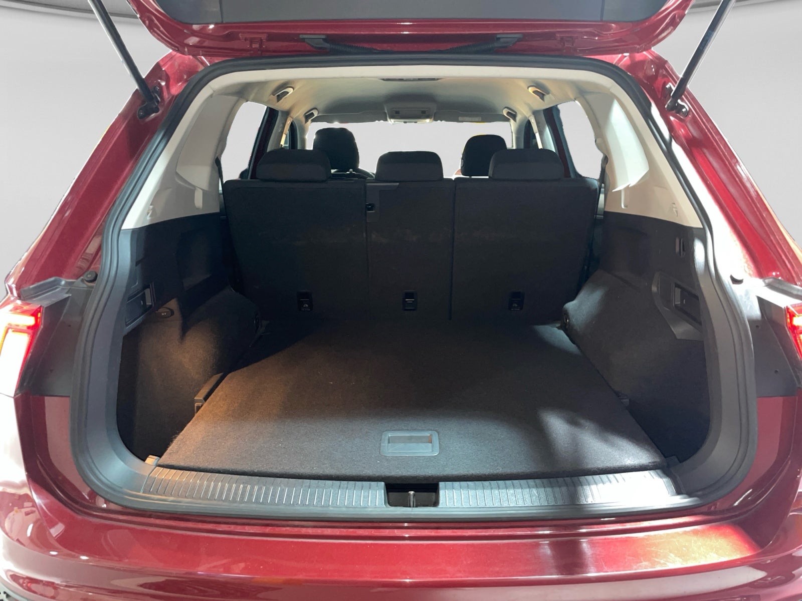 2020 Volkswagen TIGUAN TRENDLINE PLUS