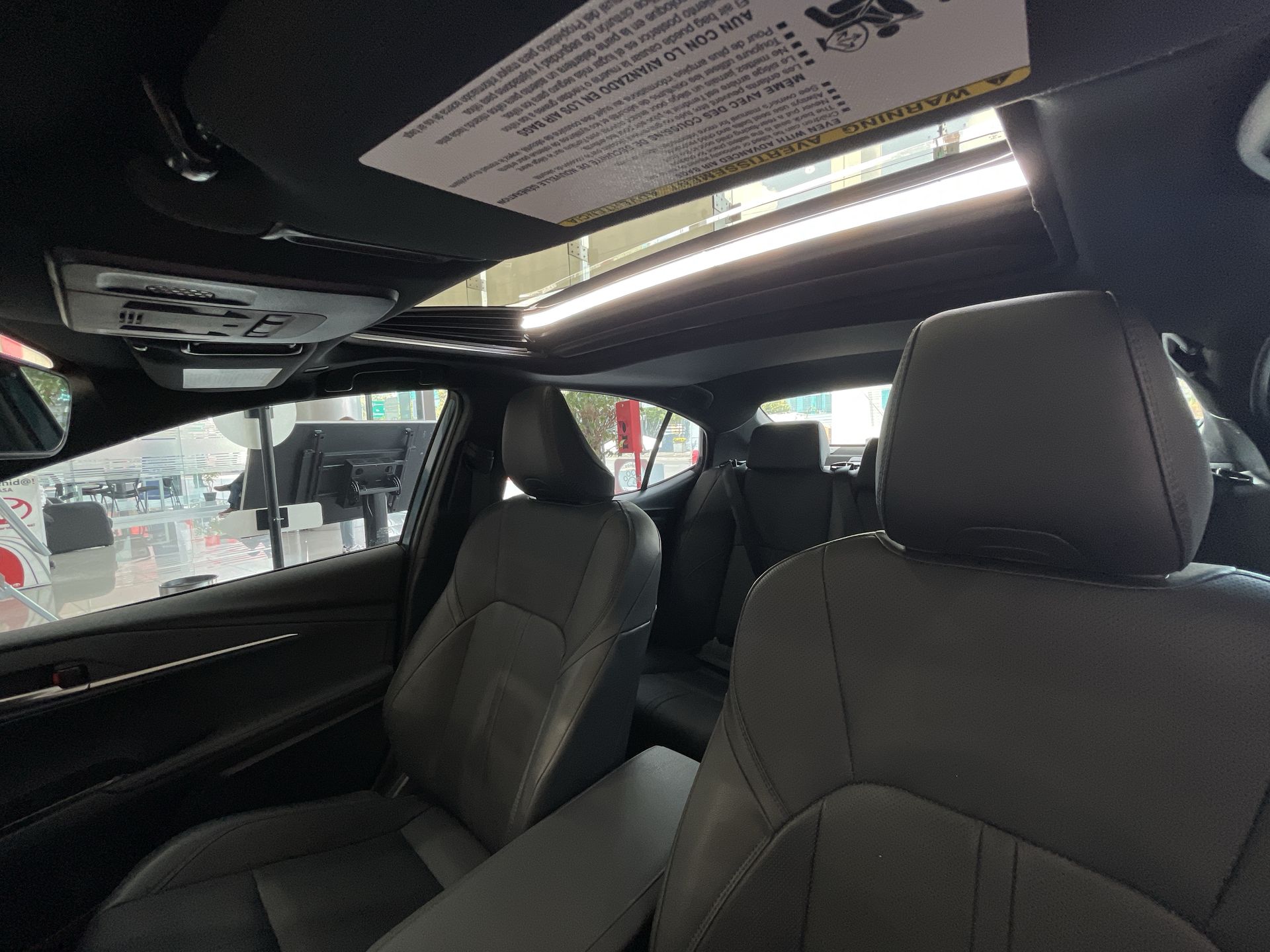 2025 Toyota CAMRY XSE BI-TONE HEV