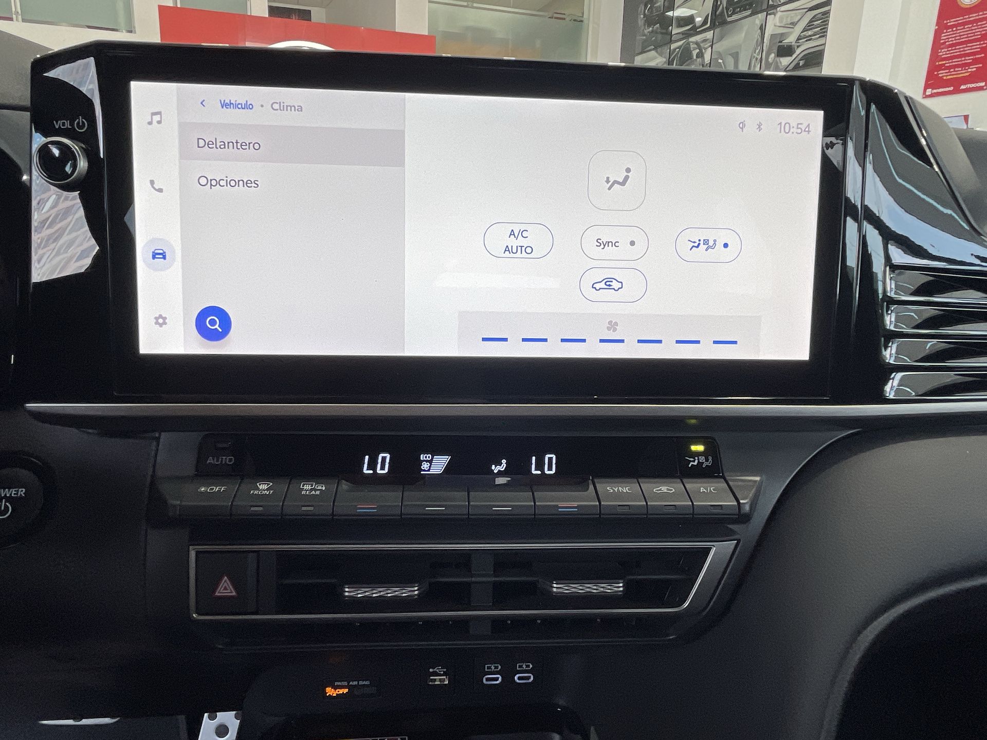 2025 Toyota CAMRY XSE BI-TONE HEV