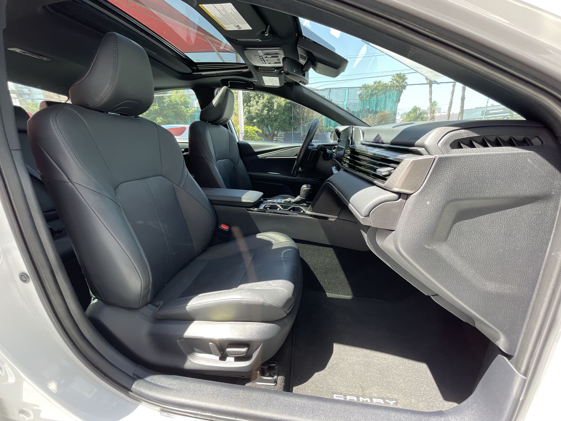 2025 Toyota CAMRY XSE HEV