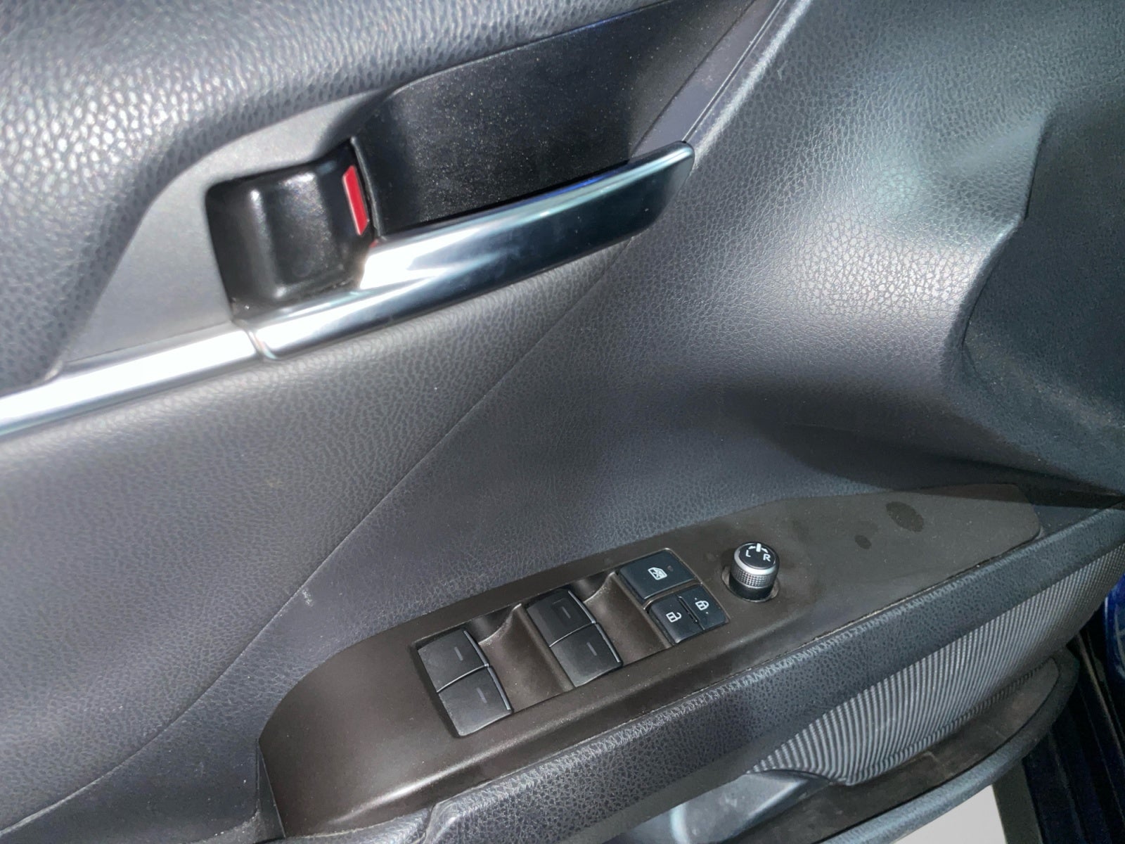 2021 Toyota CAMRY XLE HV