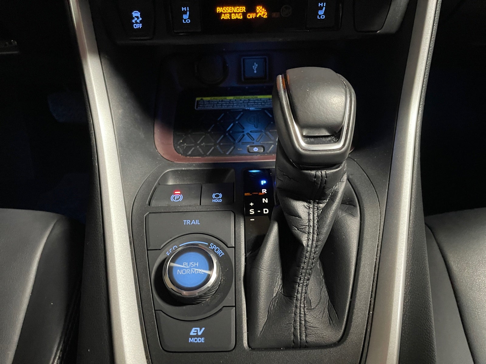 2021 Toyota IMPALA LIMITED HV