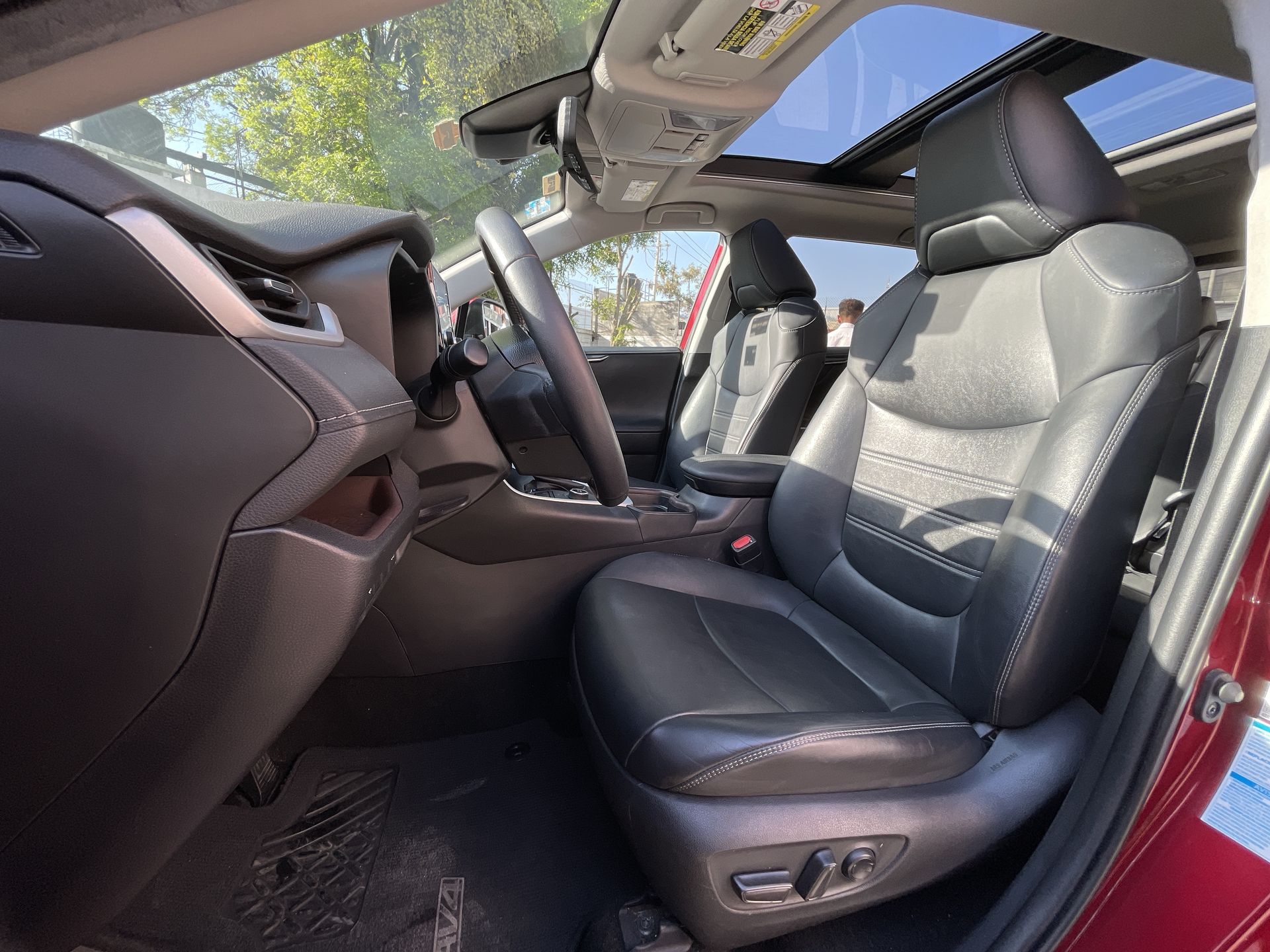 2021 Toyota RAV4 LIMITED HV