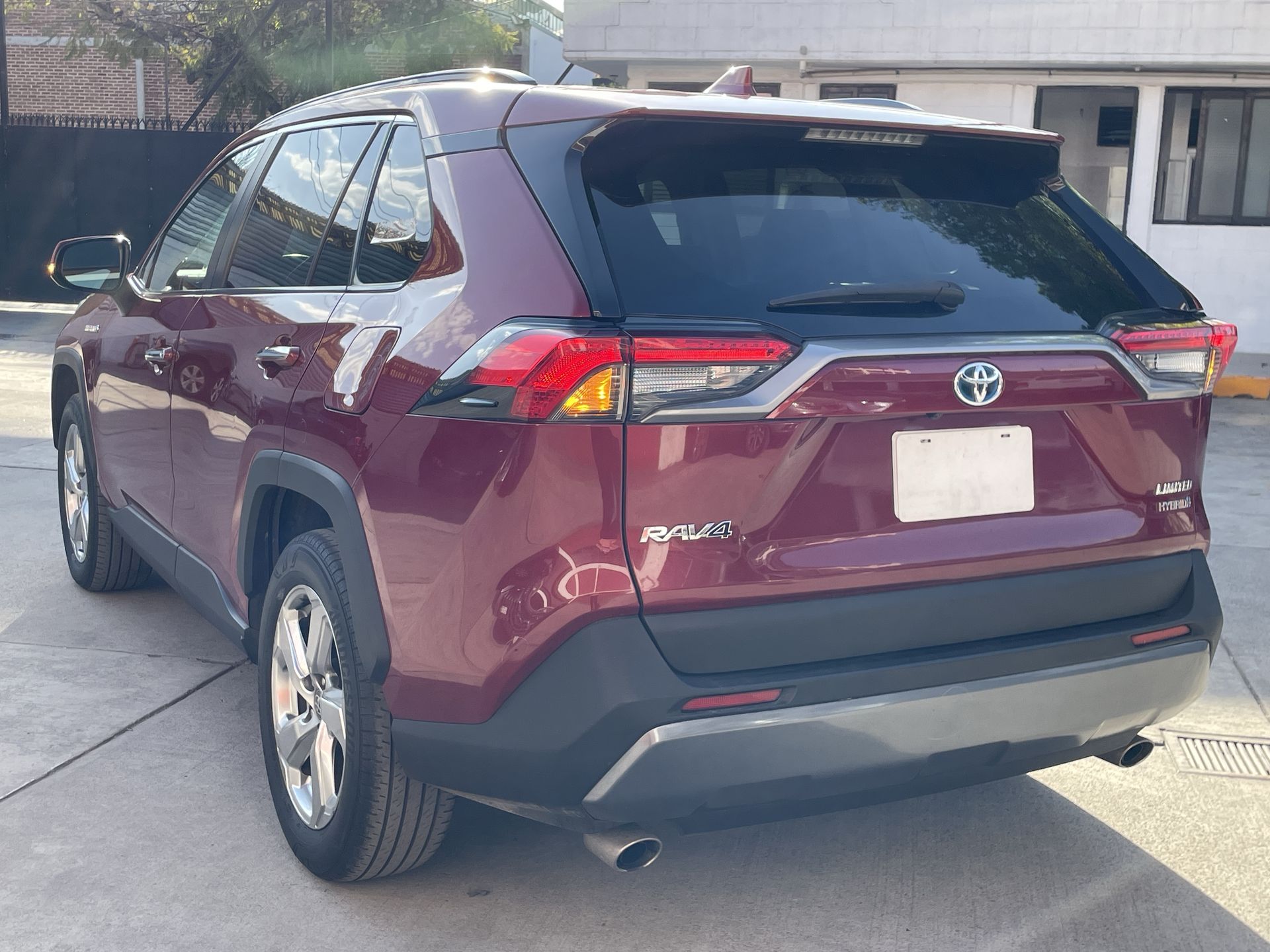 2021 Toyota RAV4 LIMITED HV
