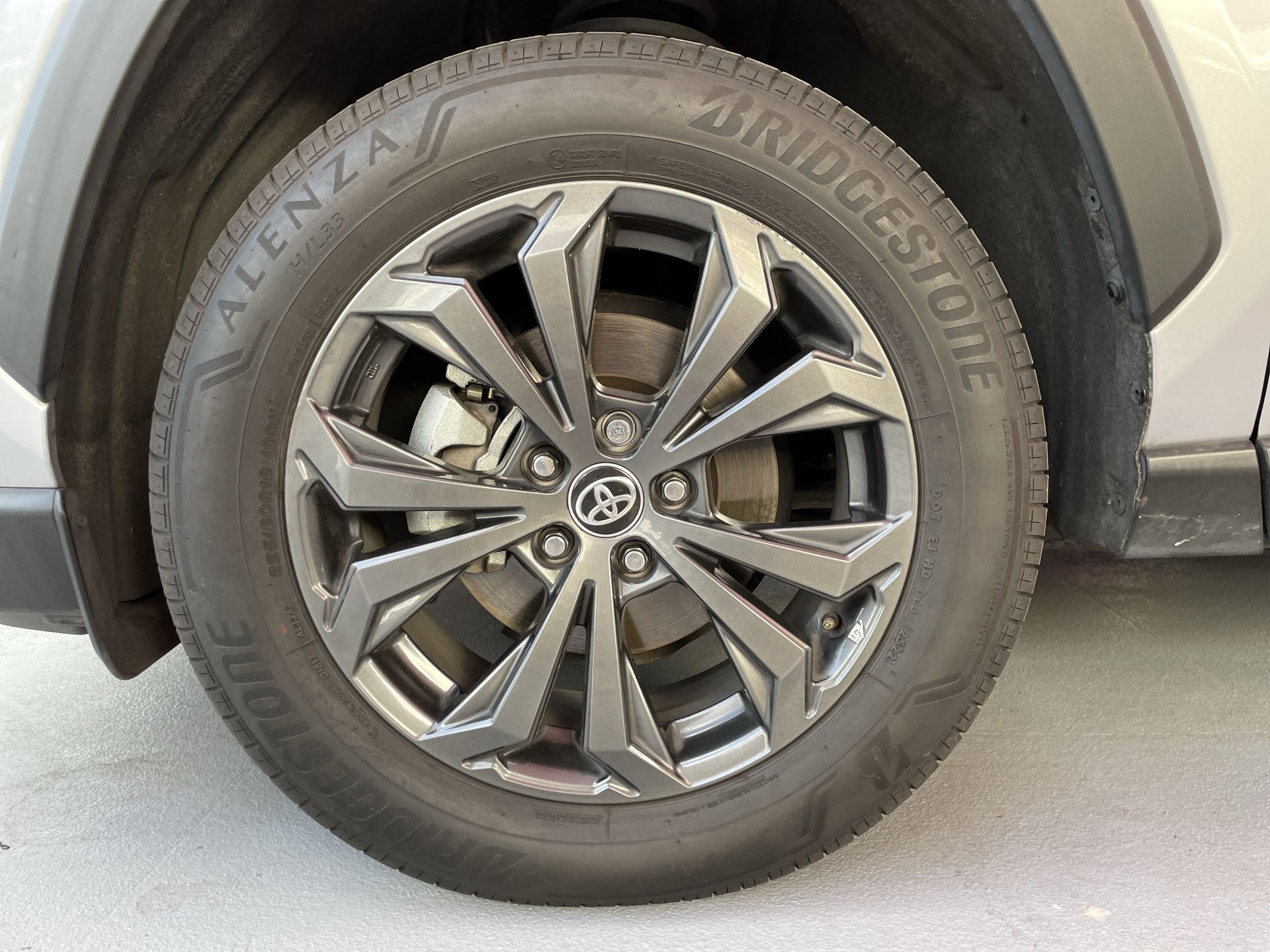 2023 Toyota RAV4 LIMITED HV