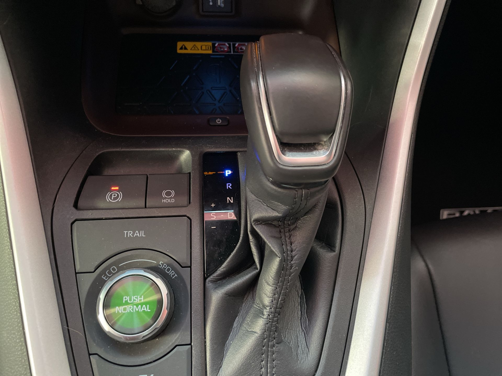 2023 Toyota RAV4 LIMITED HV