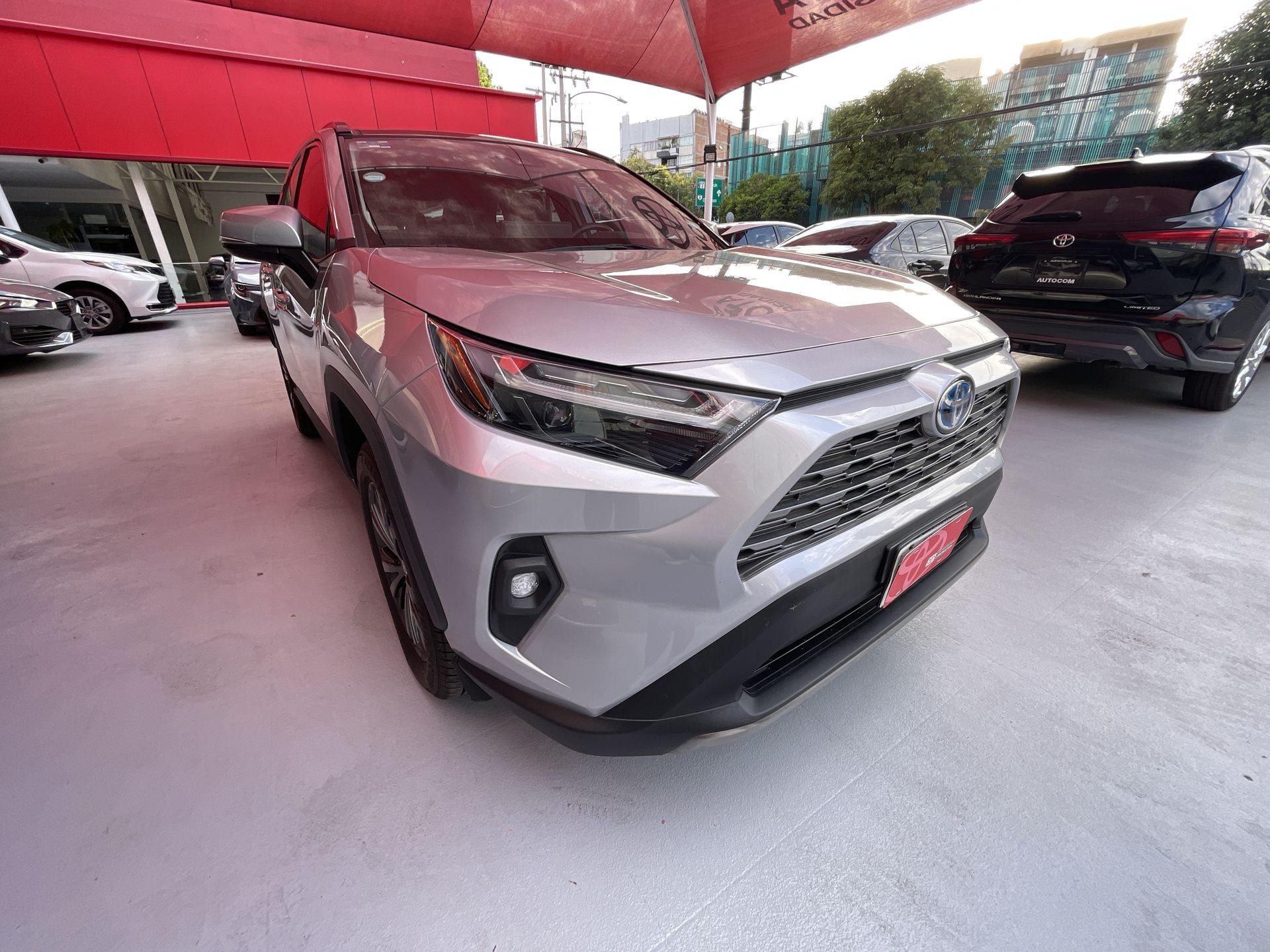 2023 Toyota RAV4 LIMITED HV
