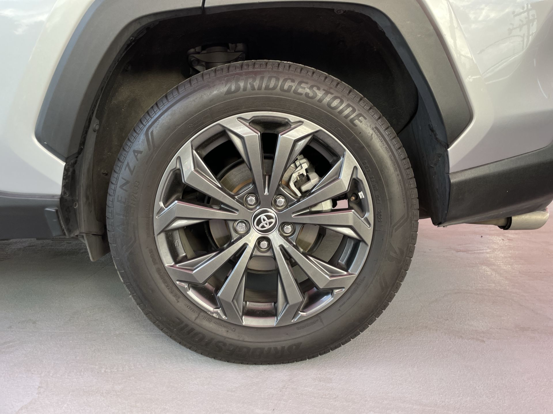 2023 Toyota RAV4 LIMITED HV