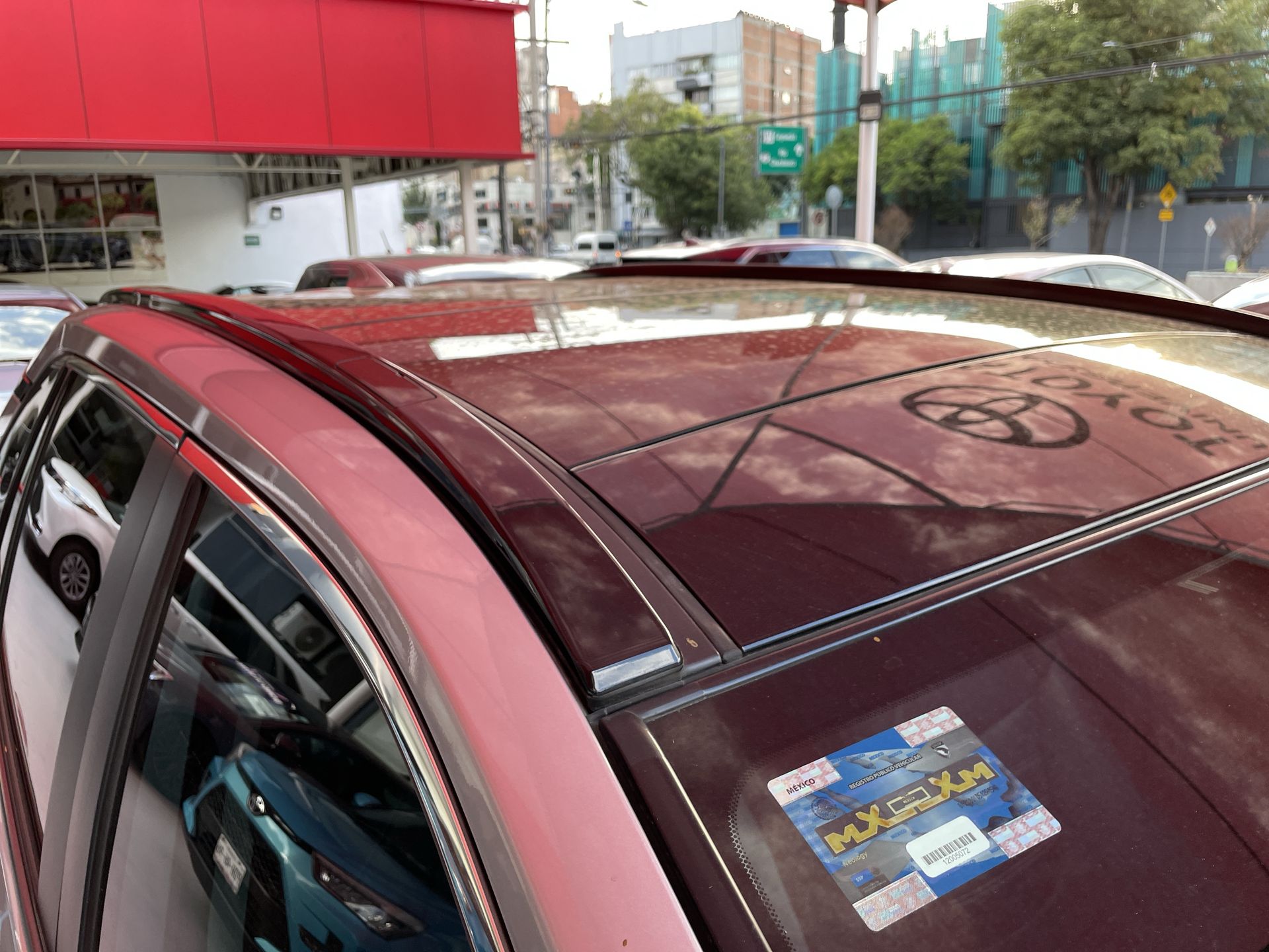 2023 Toyota RAV4 LIMITED HV