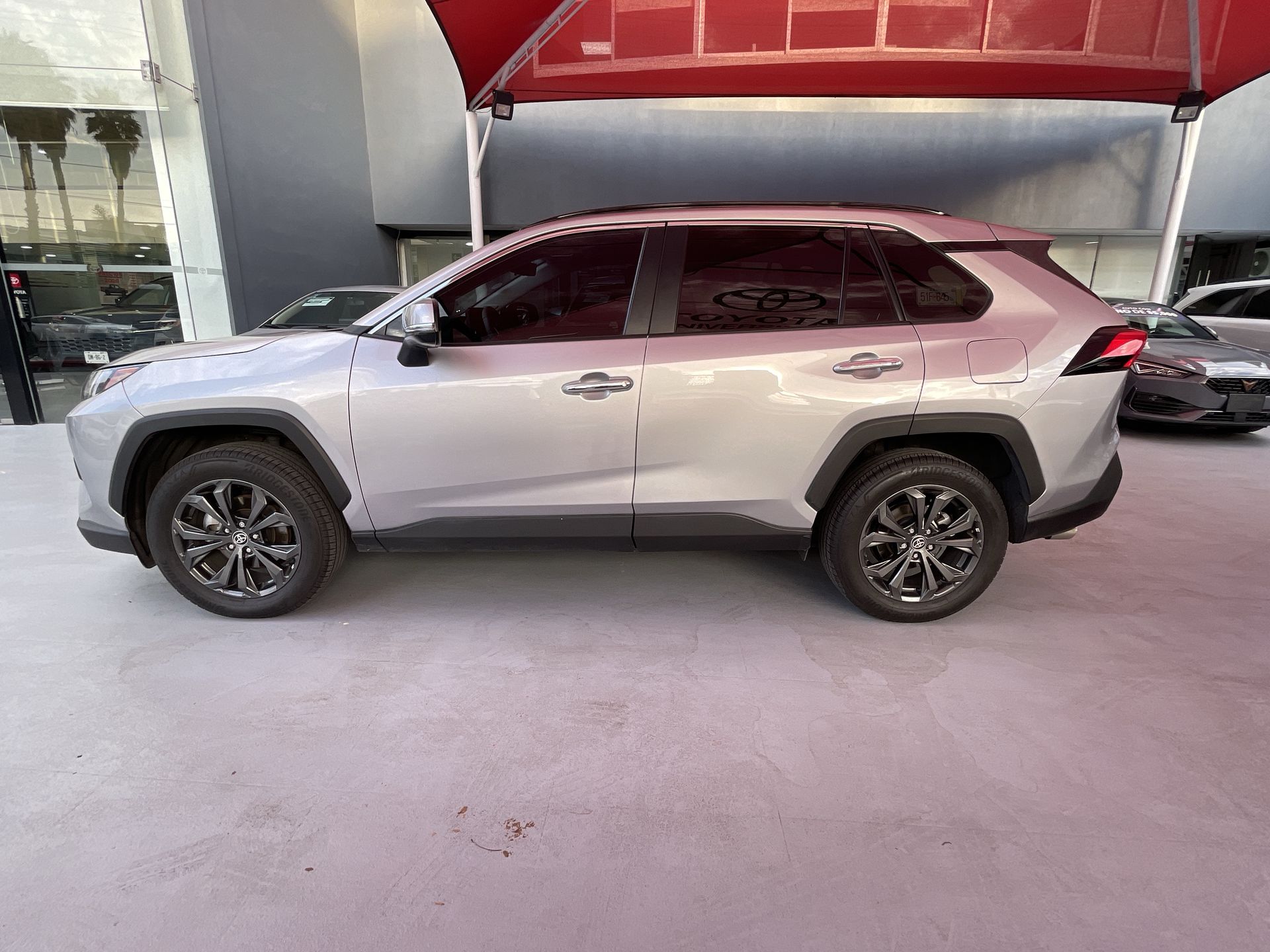 2023 Toyota RAV4 LIMITED HV