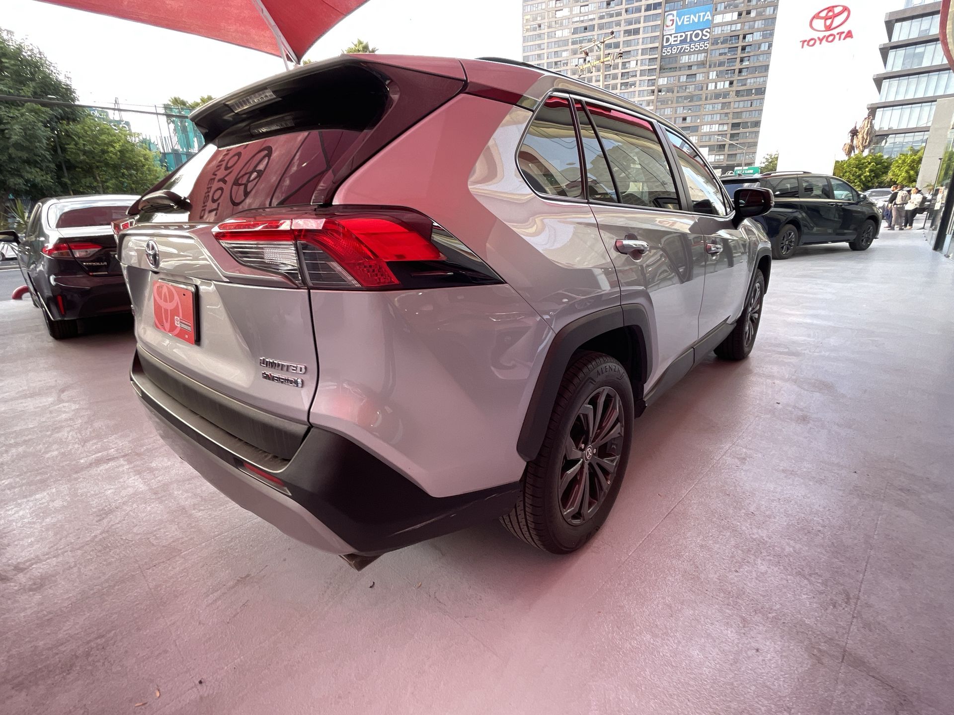 2023 Toyota RAV4 LIMITED HV