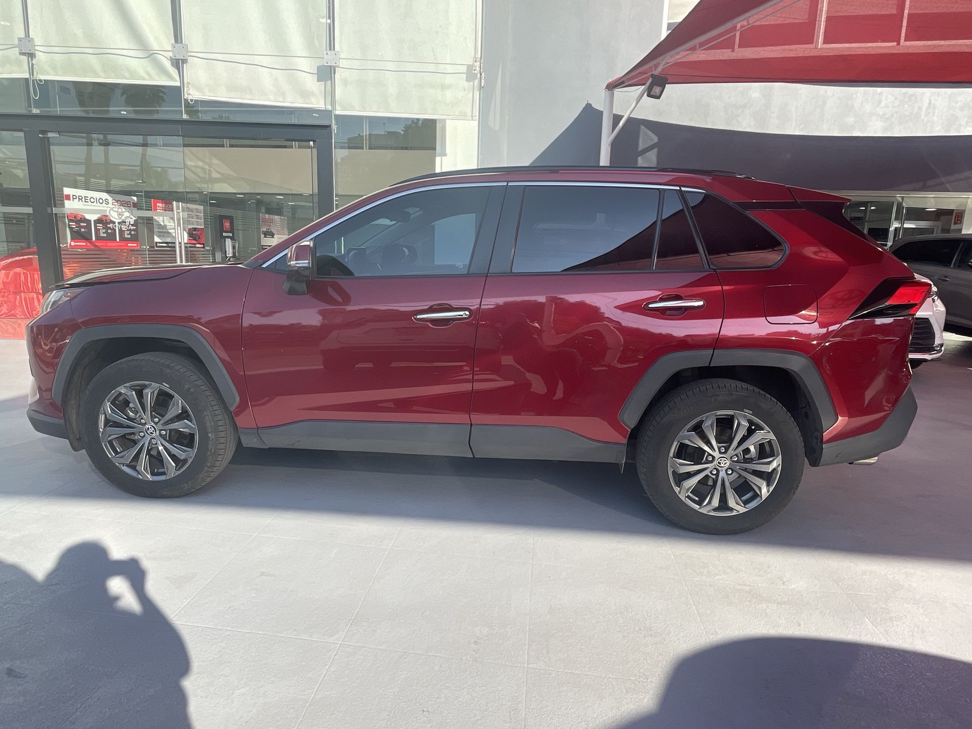 2024 Toyota RAV4 LIMITED HV