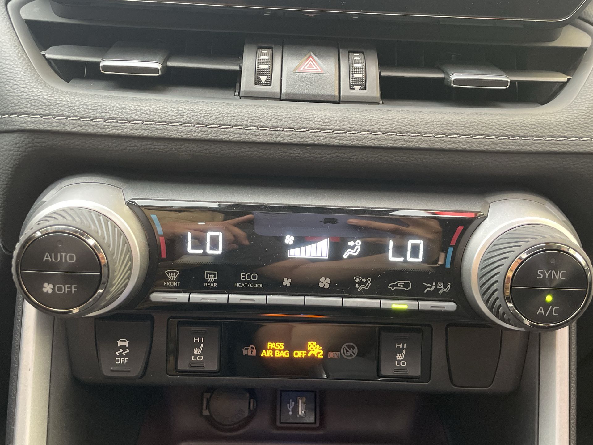 2024 Toyota RAV4 LIMITED HV