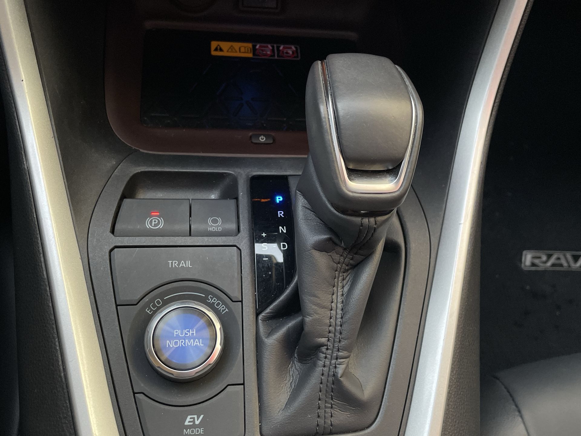 2024 Toyota RAV4 LIMITED HV