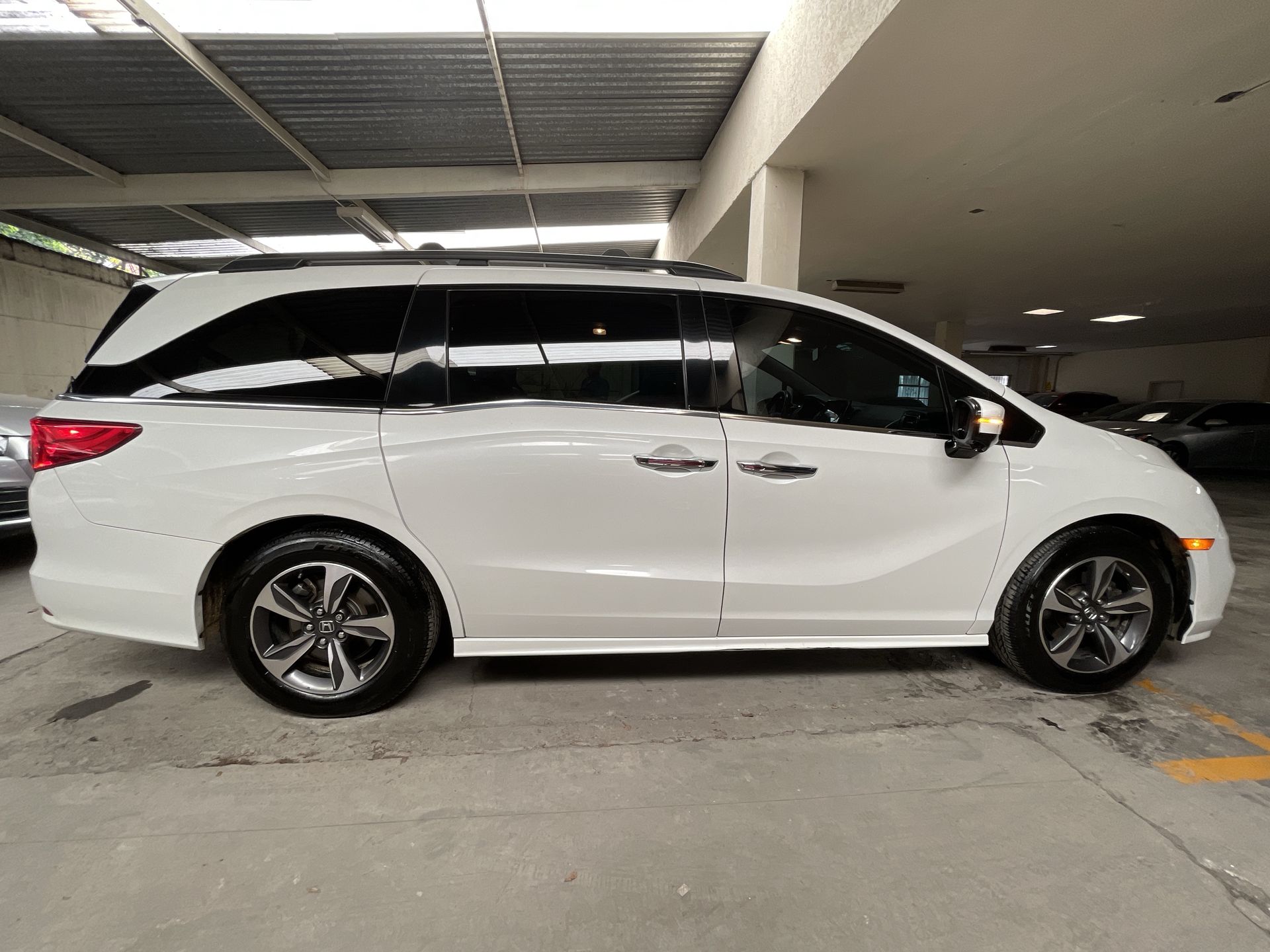 2020 Honda ODYSSEY TOURING
