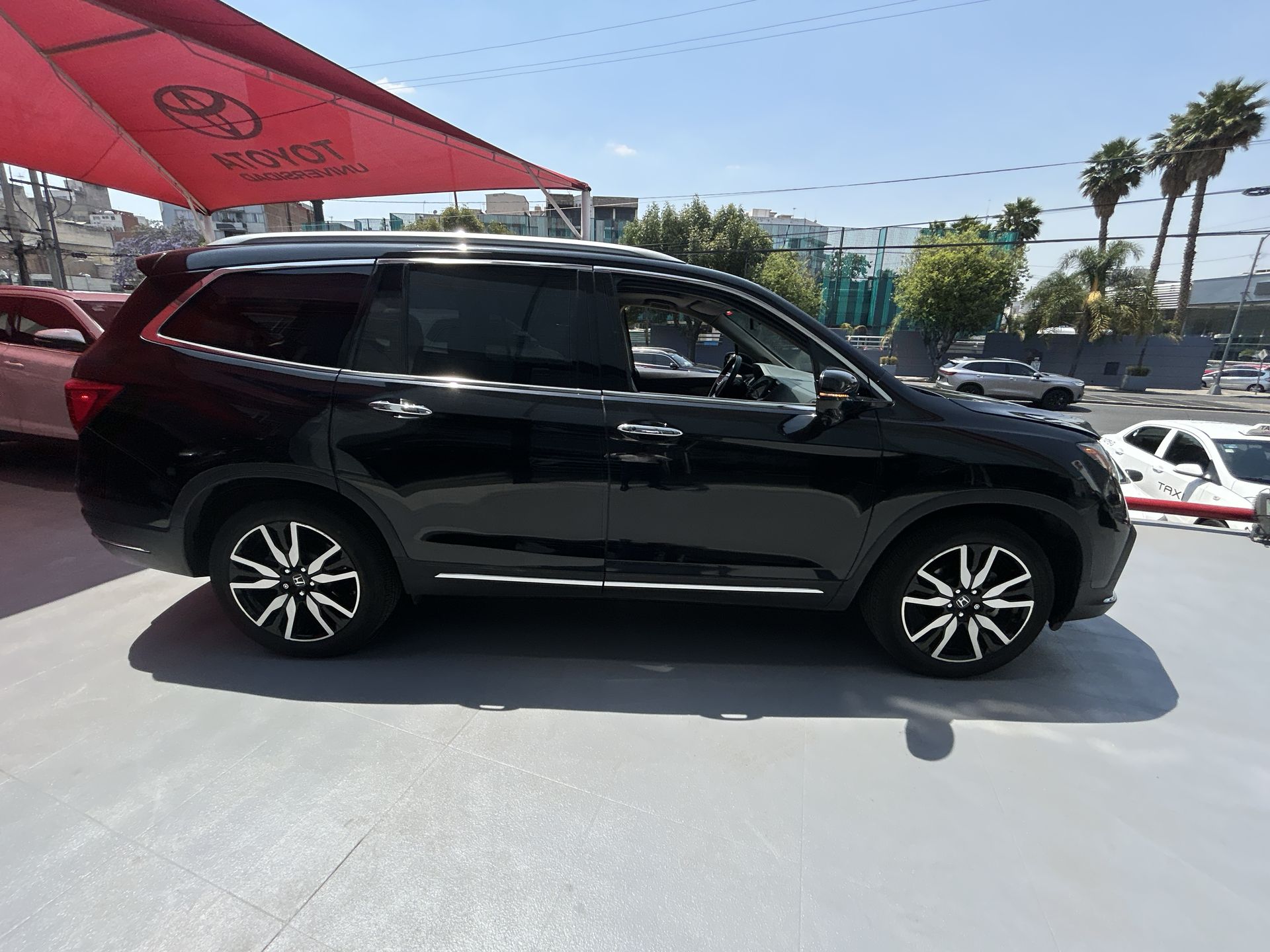 2022 Honda PILOT TOURING