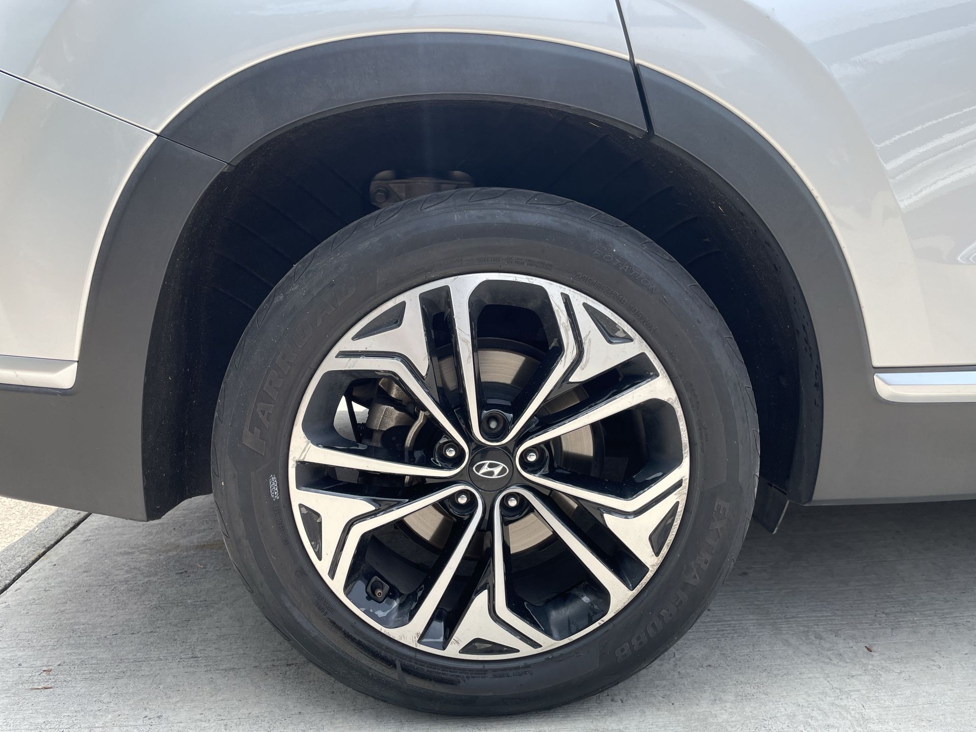 2019 Hyundai SANTA FE LIMITED TECH AT