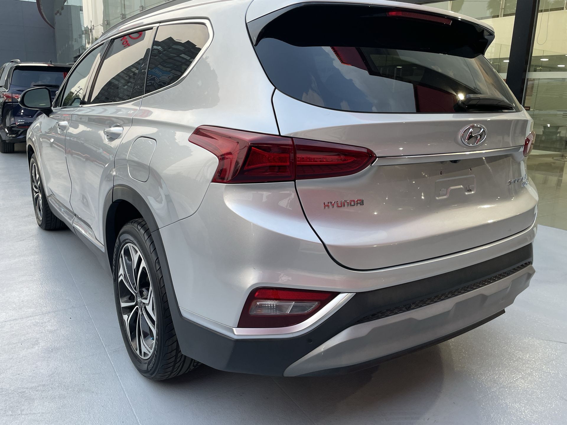 2019 Hyundai SANTA FE LIMITED TECH AT