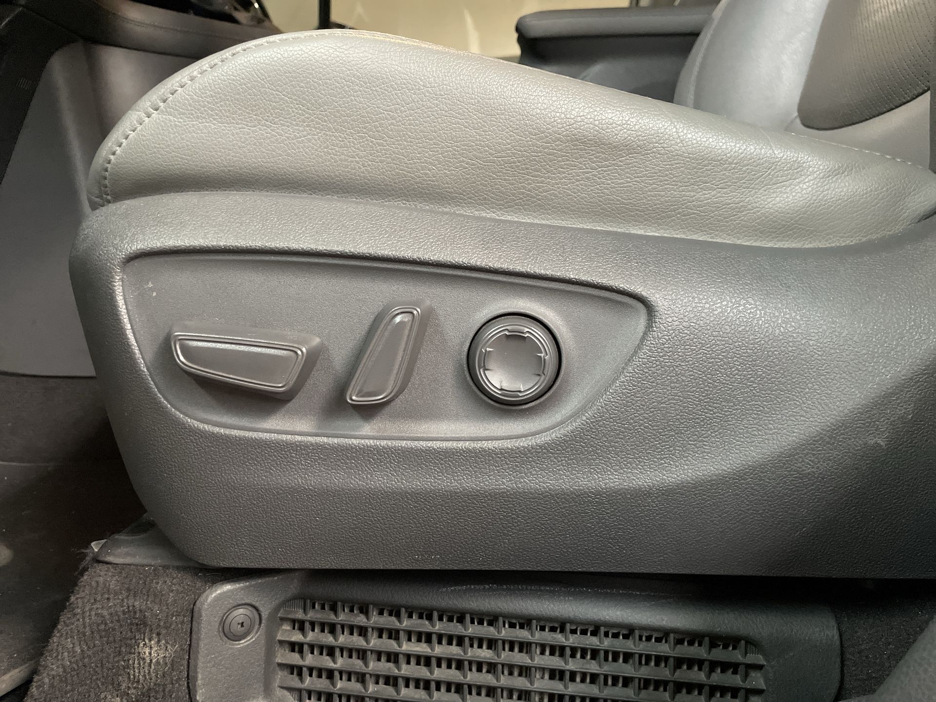 2021 Toyota SIENNA LIMITED