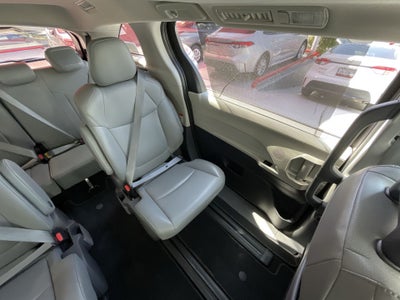 2021 Toyota SIENNA XLE PIEL