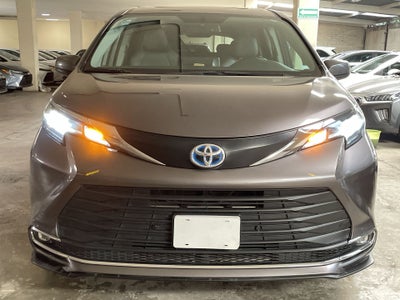 2021 Toyota SIENNA XLE PIEL