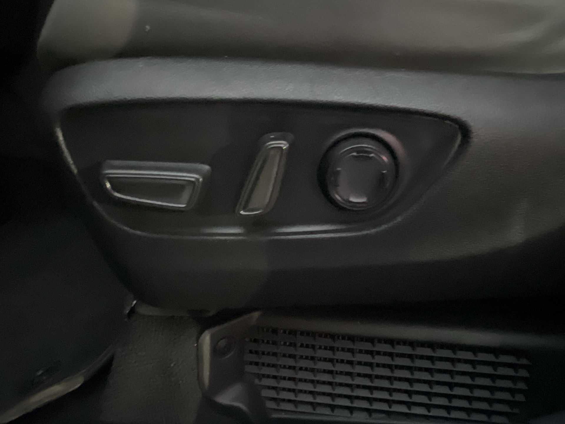 2022 Toyota SIENNA XLE PIEL