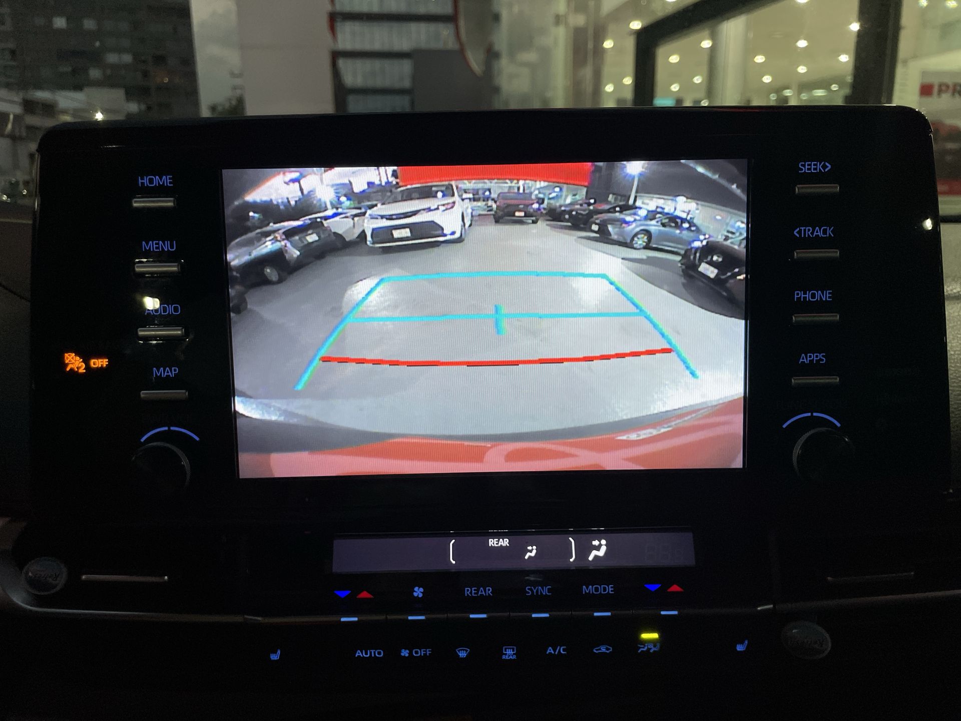 2022 Toyota SIENNA XLE PIEL