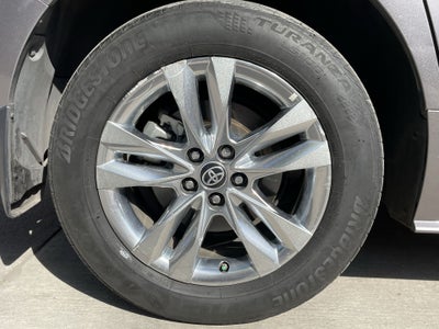 2022 Toyota SIENNA XLE PIEL