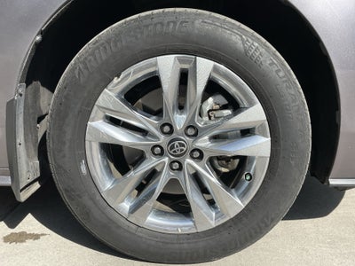 2022 Toyota SIENNA XLE PIEL