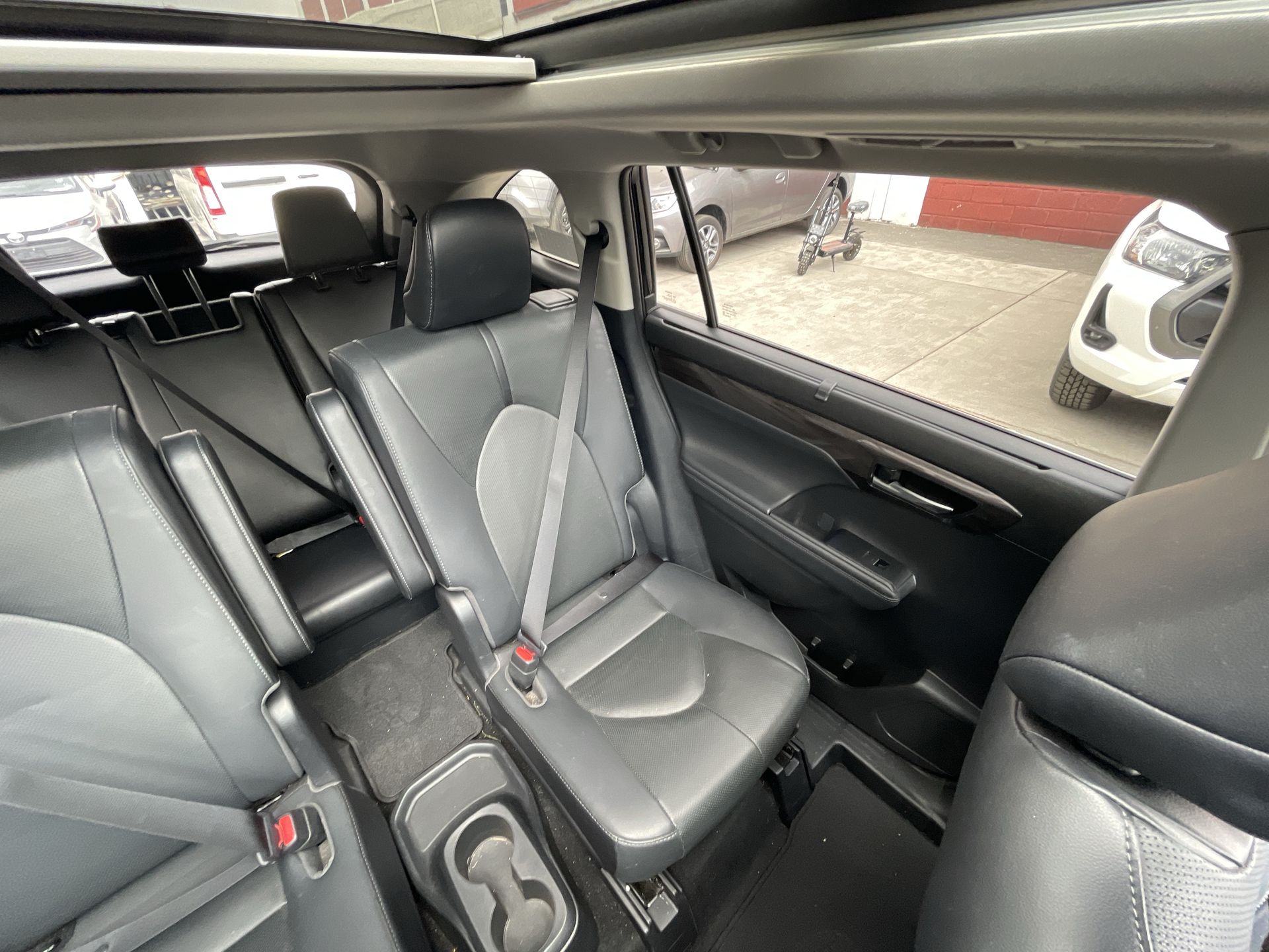 2022 Toyota HIGHLANDER LIMITED PR