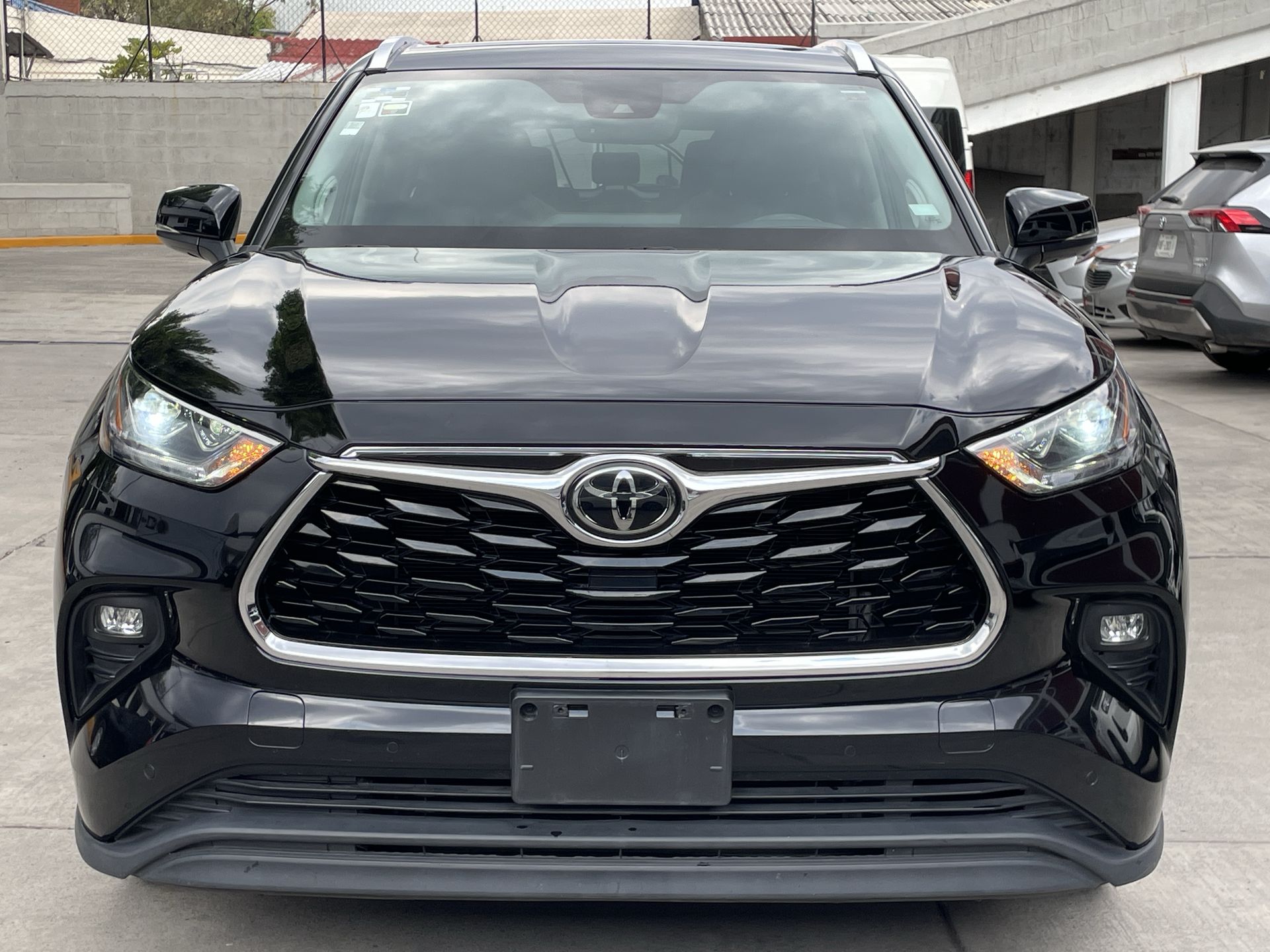 2022 Toyota HIGHLANDER LIMITED PR