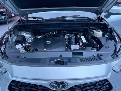 2021 Toyota HIGHLANDER LE