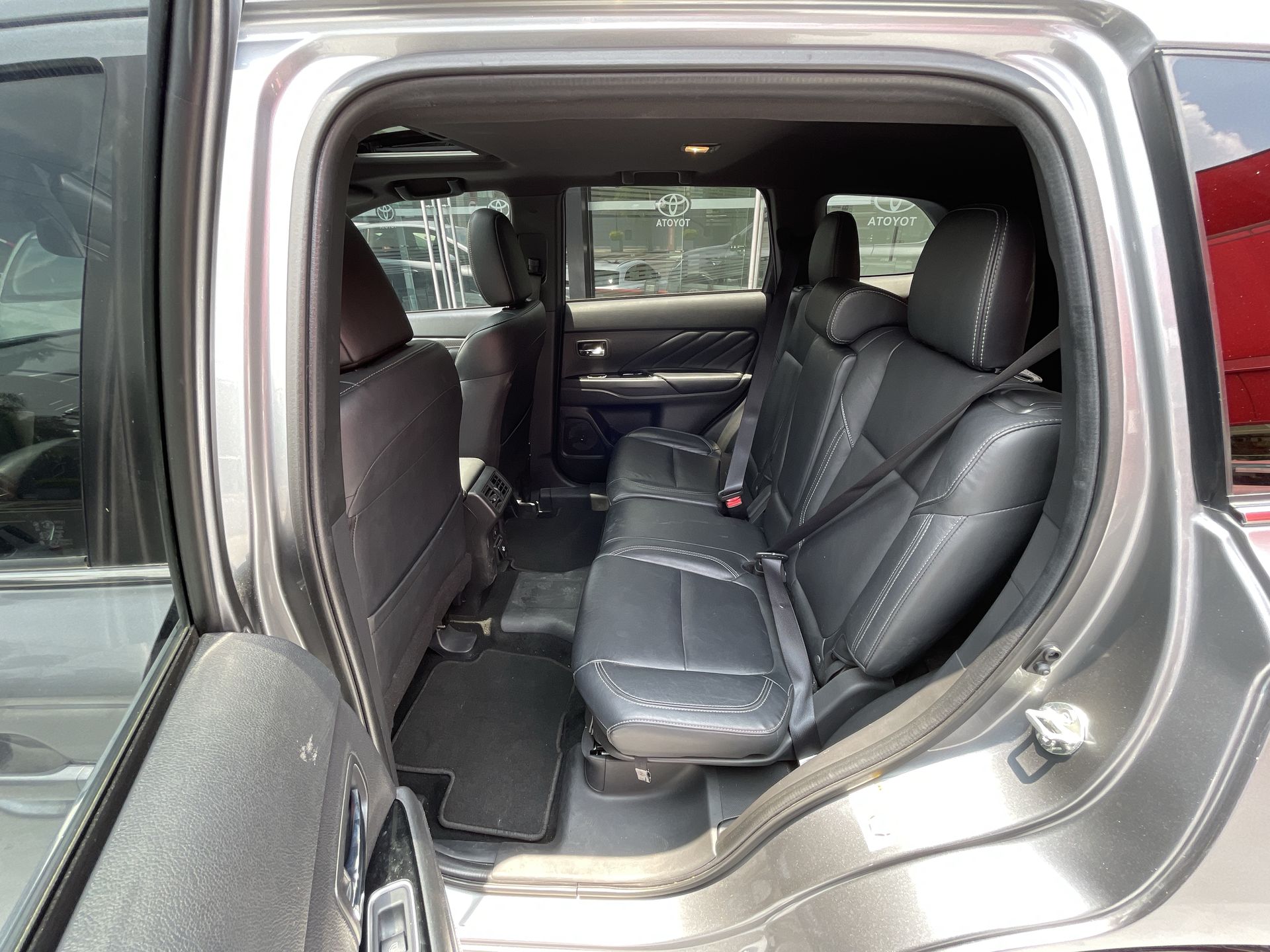 2021 Mitsubishi OUTLANDER LIMITED