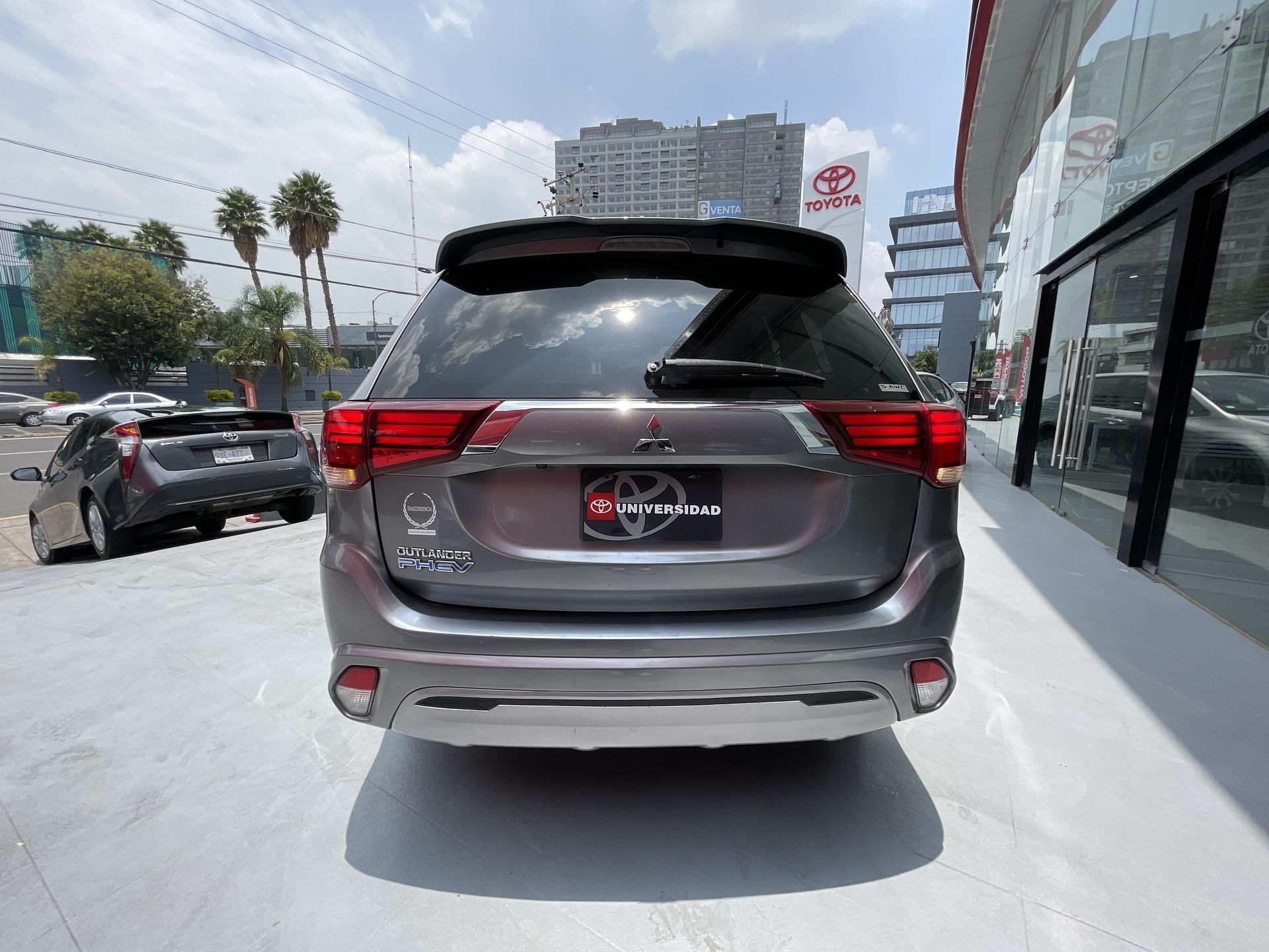 2021 Mitsubishi OUTLANDER LIMITED
