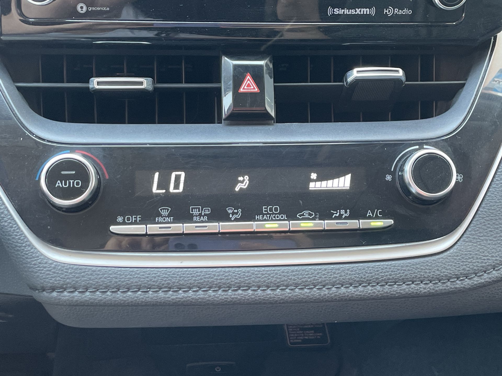 2020 Toyota COROLLA LE HV