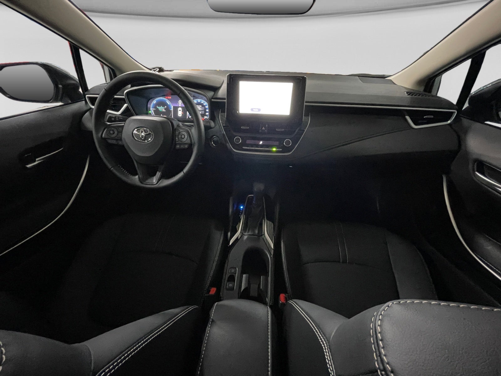 2026 Toyota COROLLA XLE HEV