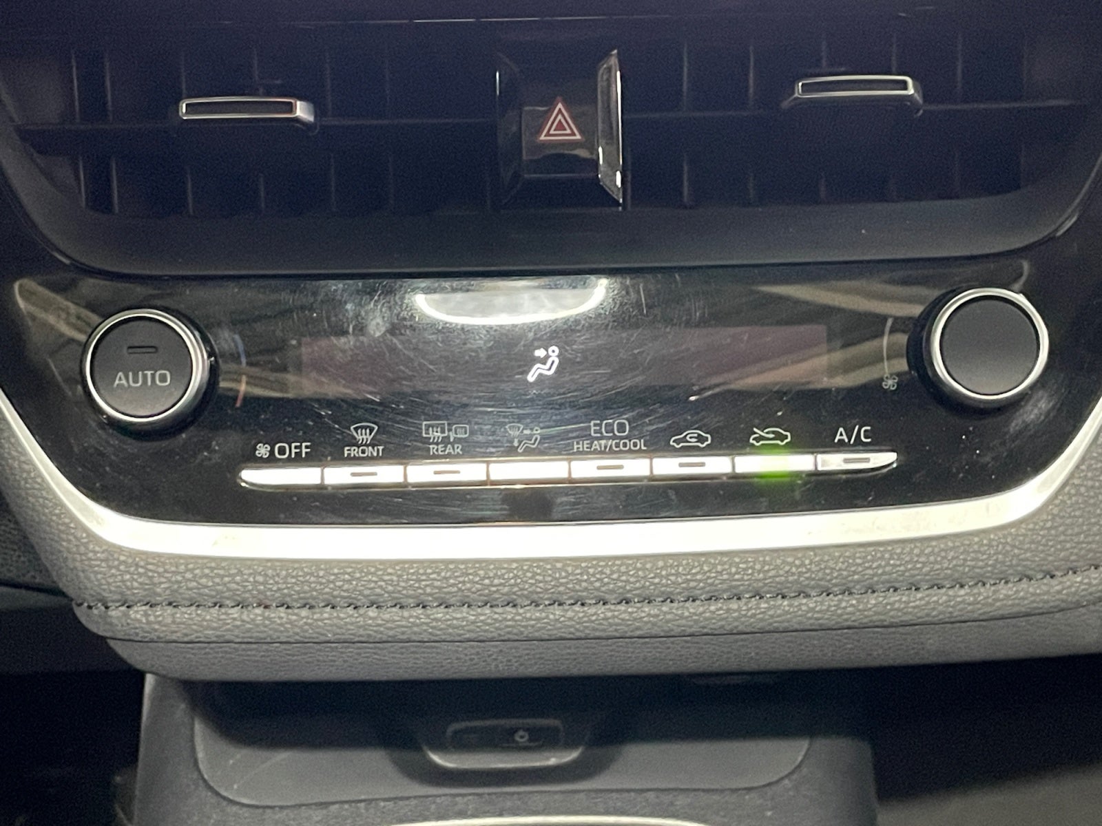 2023 Toyota COROLLA XLE HEV
